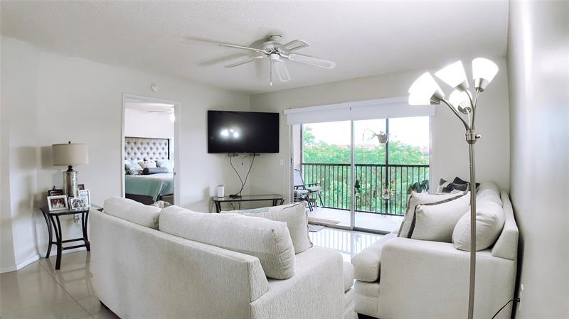 Image 15 of 21 For 12551 16th Ct  402 C