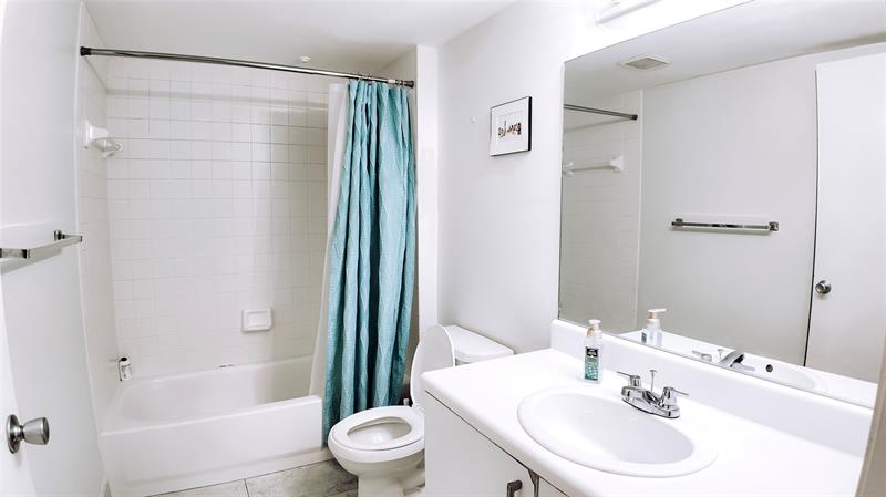 Image 7 of 21 For 12551 16th Ct  402 C