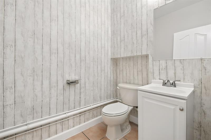 Image 18 of 37 For 11368 230th Ter