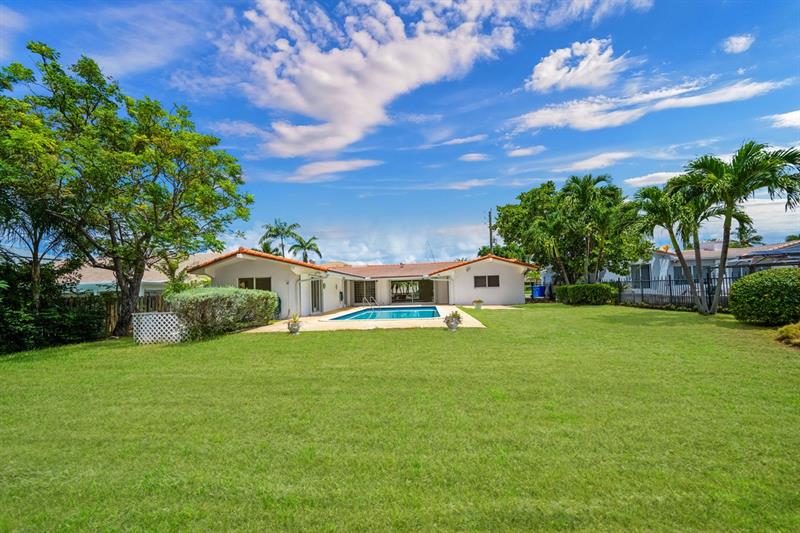 Details for 232 Codrington Dr, Lauderdale By The Sea, FL 33308