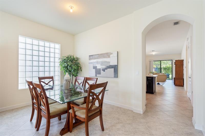 Image 11 of 27 For 5607 Sandbirch Way
