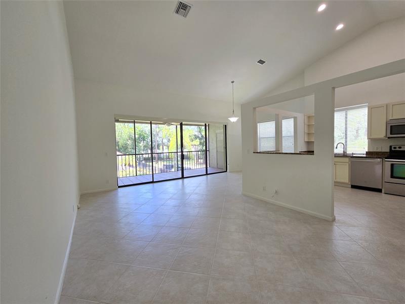 Image 6 of 23 For 5800 Coach House Cir  D