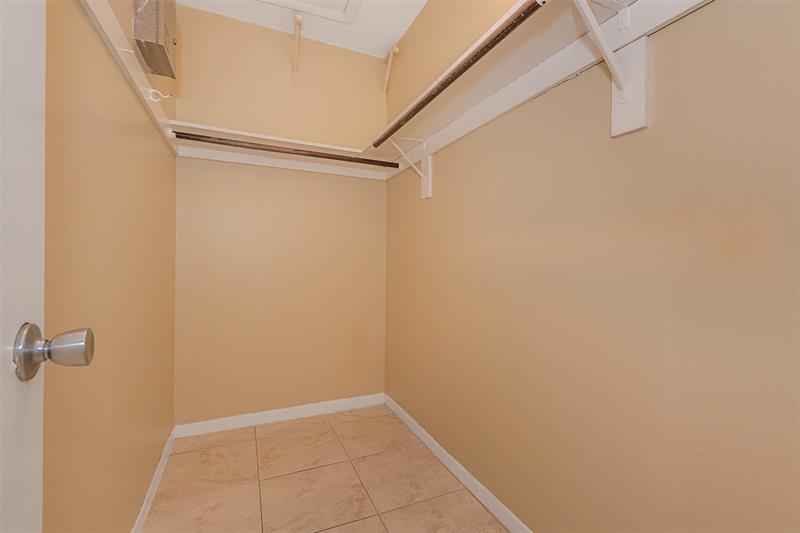 Image 22 of 22 For 2175 6 St  L