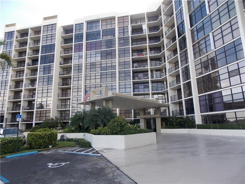 Image 3 of 41 For 600 Parkview Dr  531
