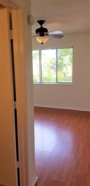 Image 33 of 38 For 896 9th Street Cir  3