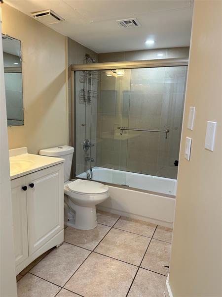 Image 8 of 18 For 18328 68th Ave  B