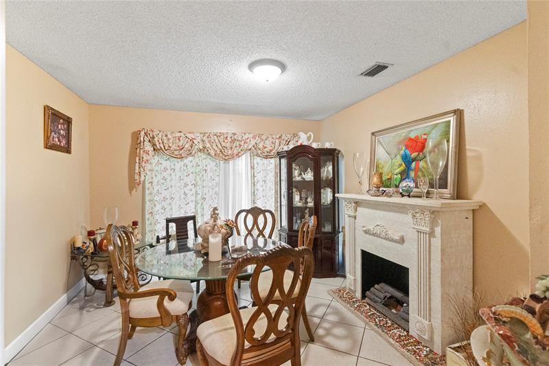 Image 13 of 30 For 7527 7th Court