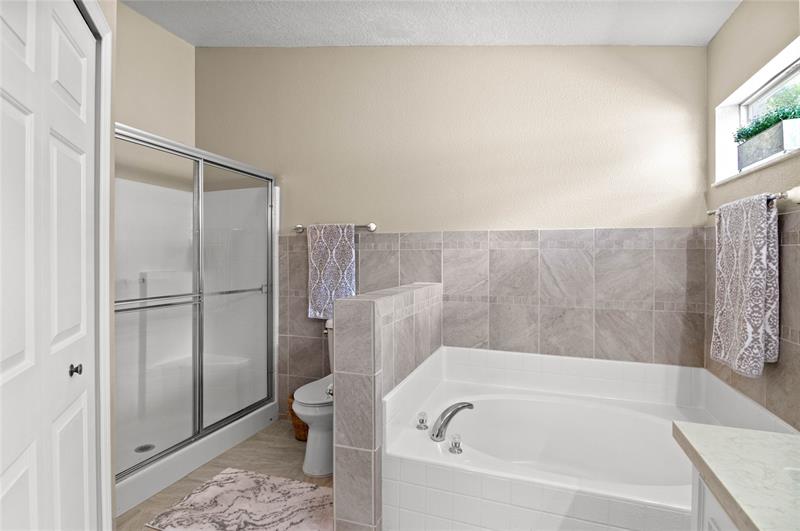 Image 17 of 39 For 1450 11th Ln