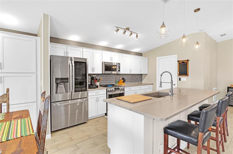 Image 7 of 39 For 1450 11th Ln