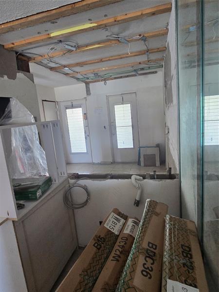 Image 12 of 26 For 455 Paradise Isle Blvd  305