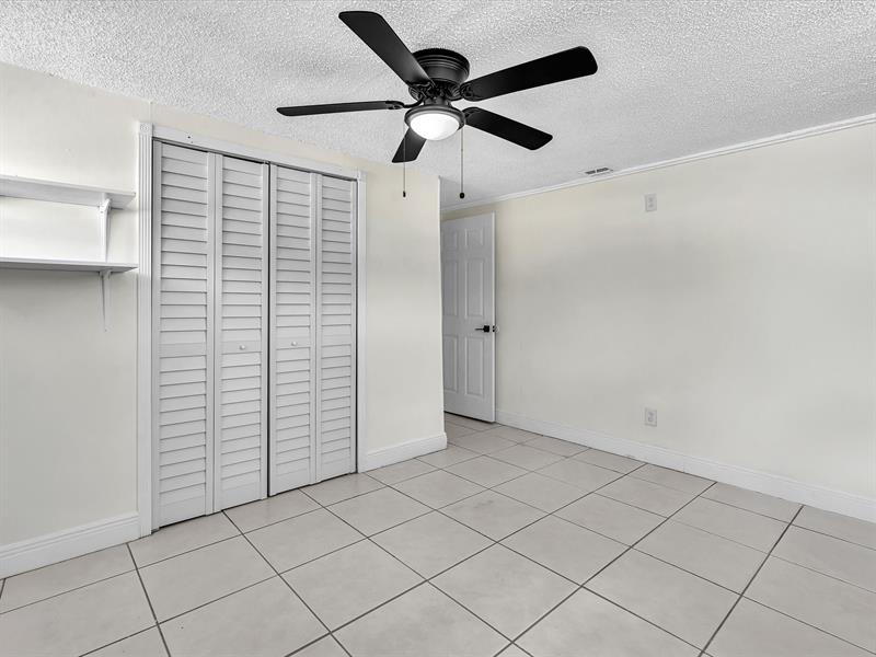Image 13 of 62 For 6661 Meade St