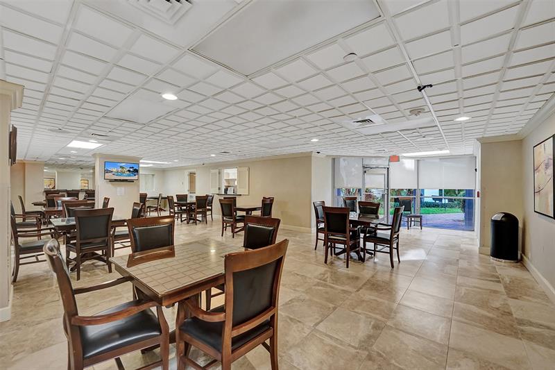 Image 26 of 96 For 3530 Mystic Pointe Dr  2308