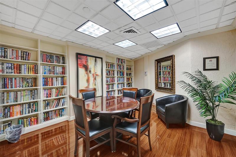 Image 33 of 96 For 3530 Mystic Pointe Dr  2308