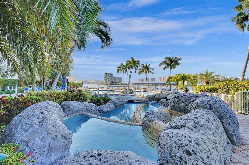 Image 35 of 96 For 3530 Mystic Pointe Dr  2308