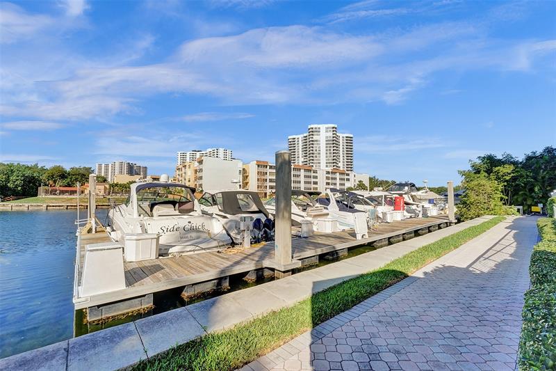 Image 41 of 96 For 3530 Mystic Pointe Dr  2308