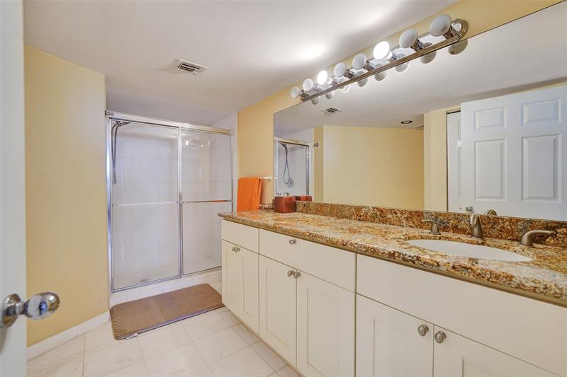 Image 49 of 96 For 3530 Mystic Pointe Dr  2308