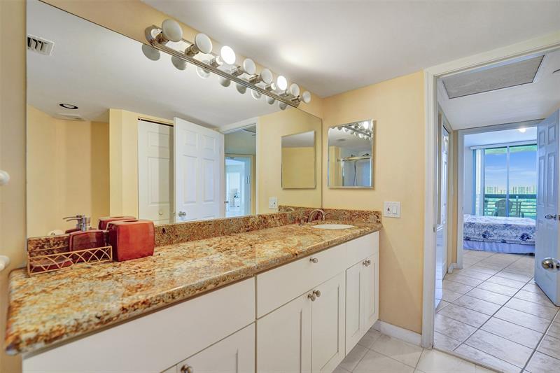 Image 51 of 96 For 3530 Mystic Pointe Dr  2308