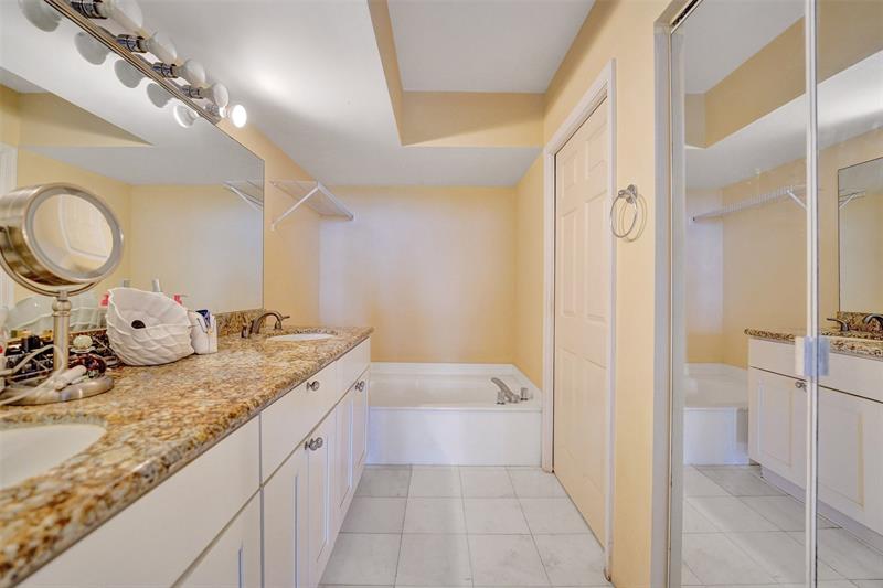 Image 80 of 96 For 3530 Mystic Pointe Dr  2308