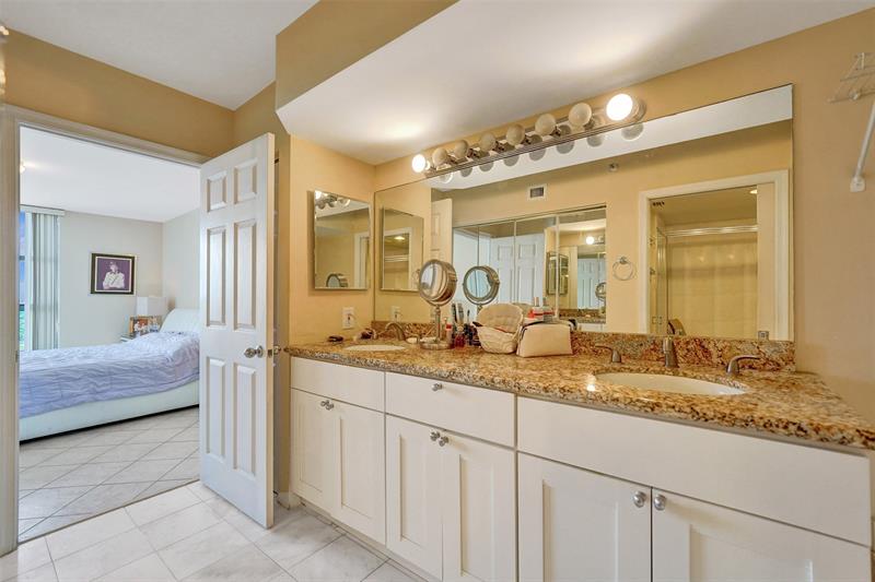 Image 82 of 96 For 3530 Mystic Pointe Dr  2308