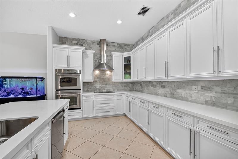 Details for 9141 Pineville Dr, Lake Worth, FL 33467
