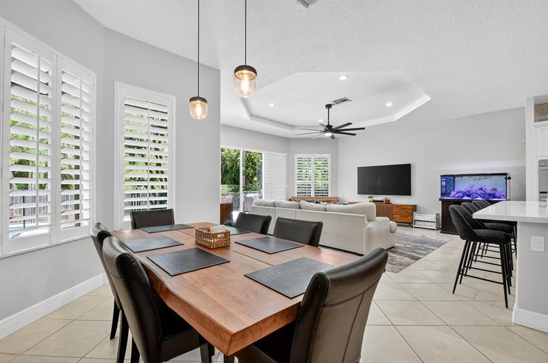 Image 15 of 70 For 9141 Pineville Dr