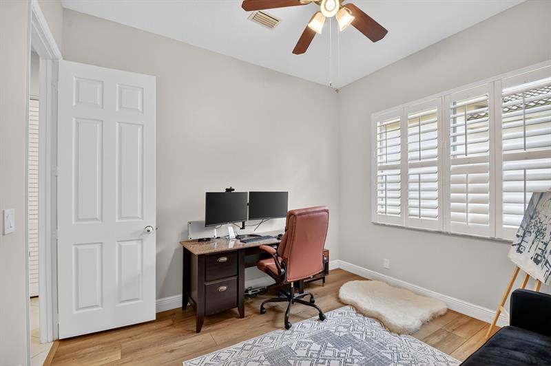 Image 35 of 70 For 9141 Pineville Dr