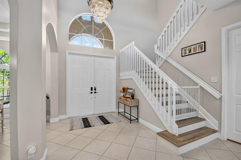 Image 39 of 70 For 9141 Pineville Dr