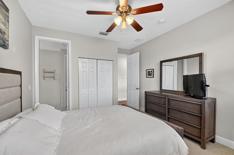 Image 47 of 70 For 9141 Pineville Dr