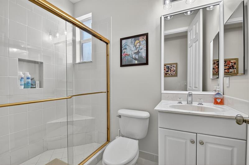 Image 51 of 70 For 9141 Pineville Dr