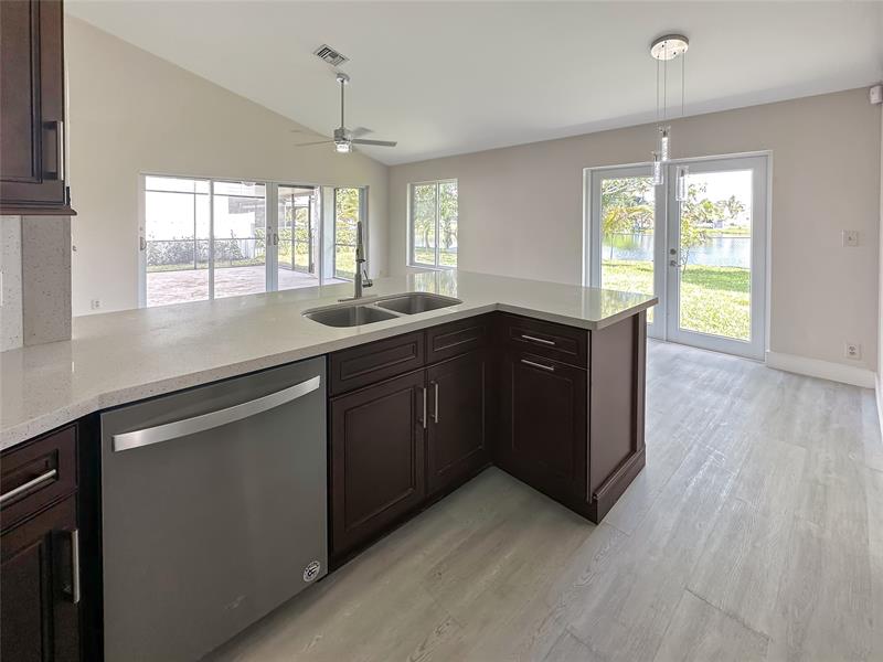 Image 12 of 37 For 7360 54th St