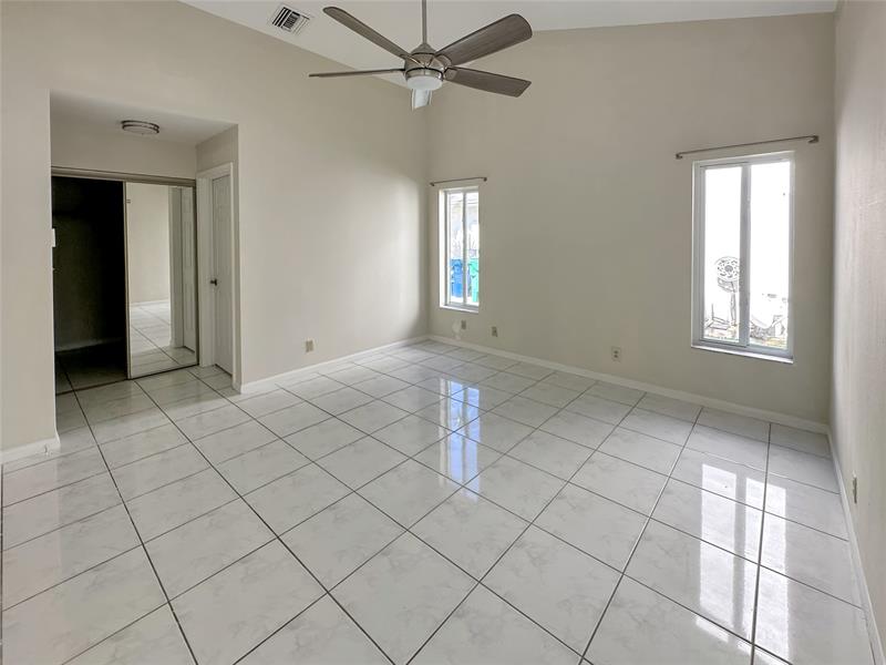 Image 22 of 37 For 7360 54th St
