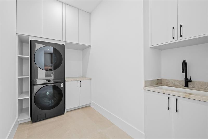 Image 21 of 28 For 4516 22nd Rd