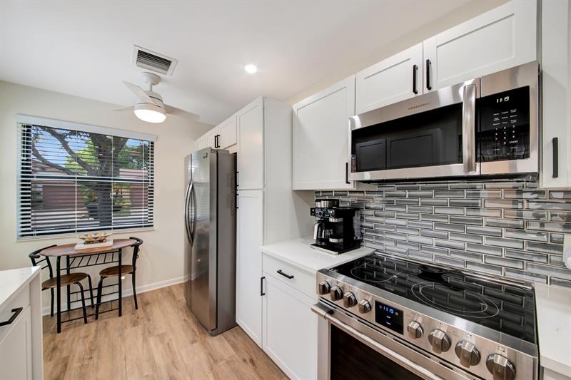 Image 10 of 20 For 4425 Cordia Cir