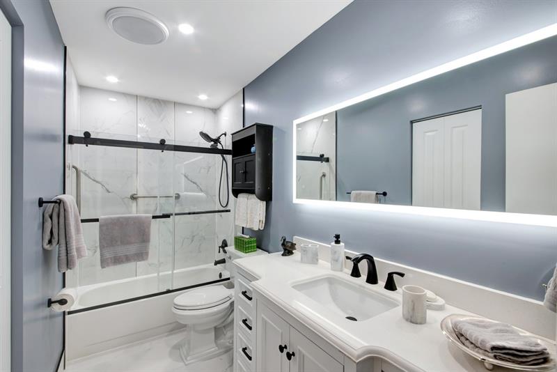 Image 16 of 20 For 4425 Cordia Cir