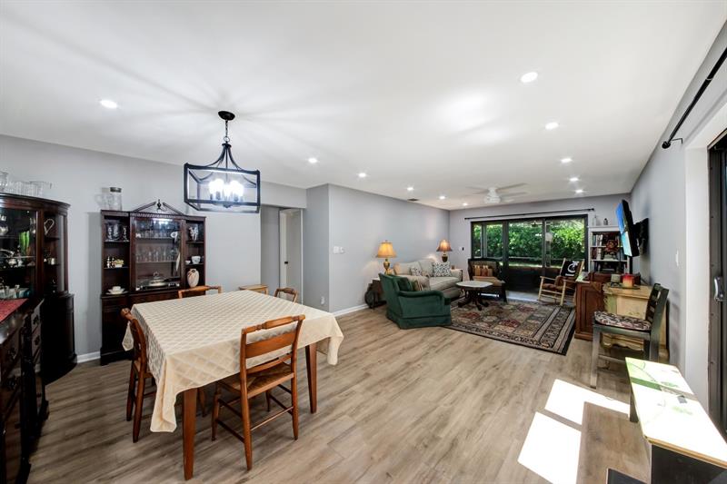 Image 3 of 20 For 4425 Cordia Cir