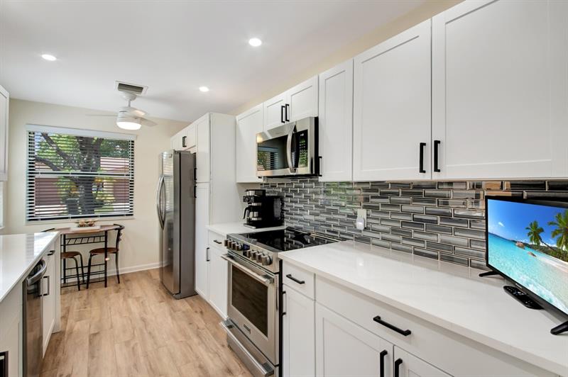 Image 9 of 20 For 4425 Cordia Cir