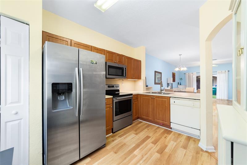Image 12 of 25 For 8888 Isles Cr