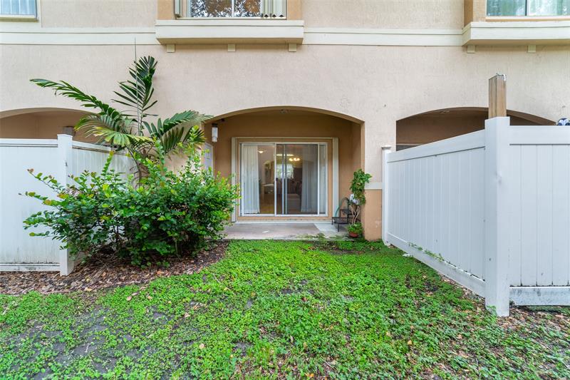 Image 22 of 25 For 8888 Isles Cr