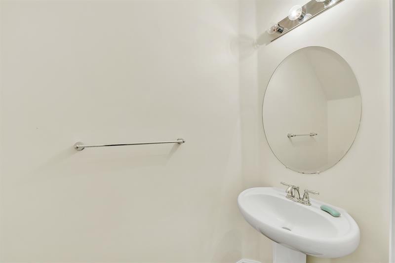 Image 18 of 53 For 374 1st Dr  374