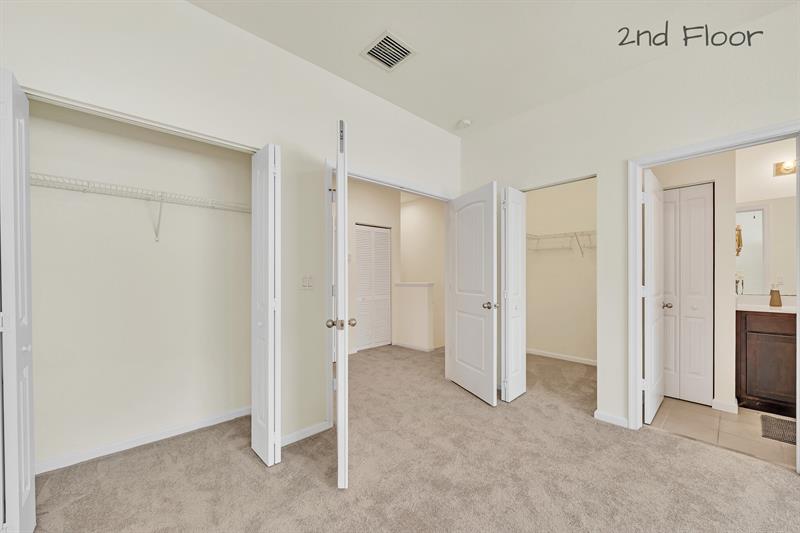 Image 28 of 53 For 374 1st Dr  374