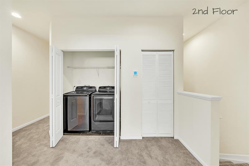 Image 32 of 53 For 374 1st Dr  374