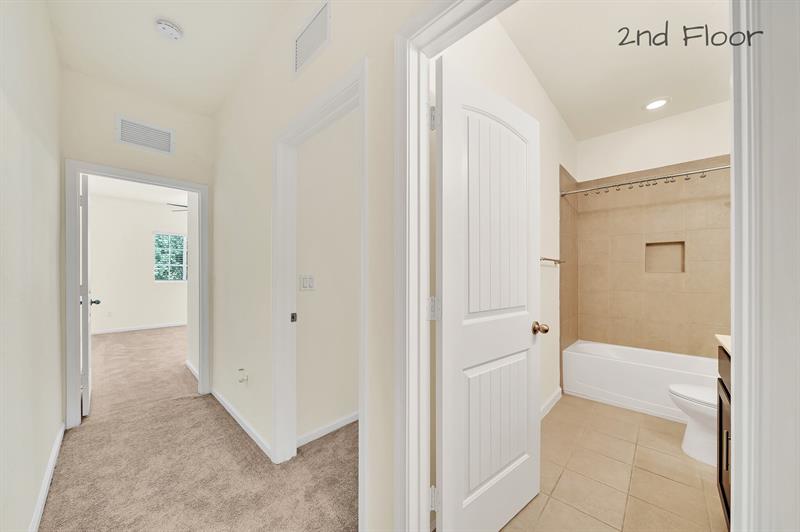 Image 35 of 53 For 374 1st Dr  374