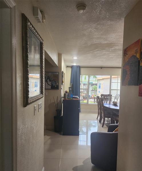 Image 3 of 25 For 6831 81st Pl
