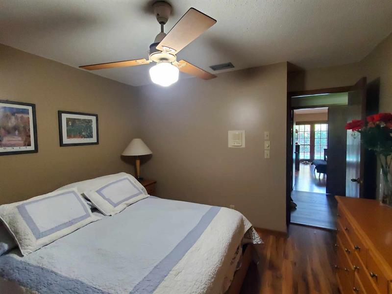 Image 21 of 32 For 7390 49th St