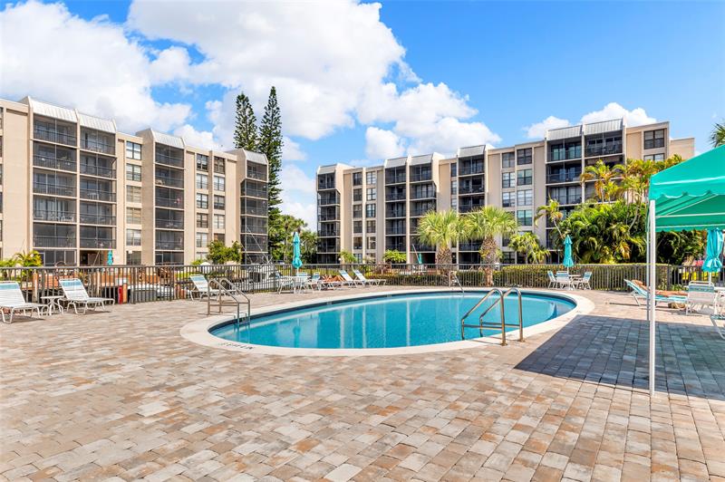 Image 36 of 42 For 7 Royal Palm Way  4080