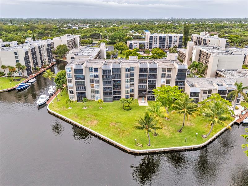 Image 42 of 42 For 7 Royal Palm Way  4080