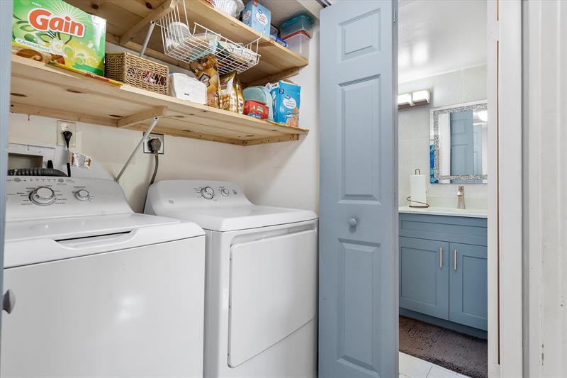 Image 13 of 21 For 7547 79th Ave  111