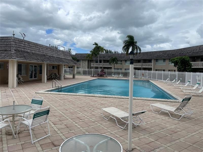 Image 18 of 25 For 7440 Miami Lakes Dr  F212
