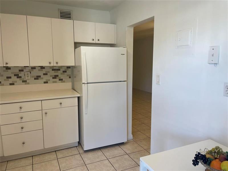 Image 4 of 25 For 7440 Miami Lakes Dr  F212