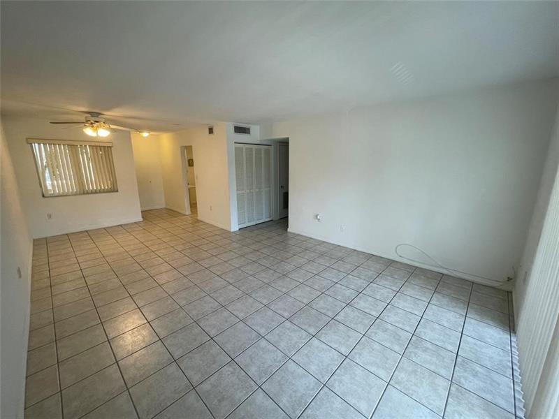Image 5 of 25 For 7440 Miami Lakes Dr  F212